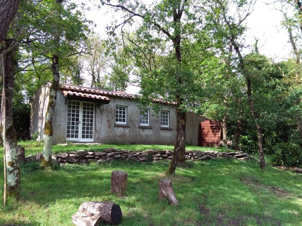 La Cabane Des Beaux Chenes Evrunes Exterior photo
